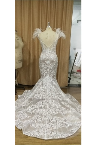 Luxury Lace Mermaid Wedding Dress With Train Sexy Open Back Pearls Wedding Gowns