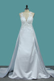 2024 Satin Mermaid Scoop Court Train Detachable Wedding Dresses With Applique