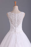 2024 Hot Bateau Wedding Dresses A Line Tulle With Applique