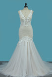 2024 Mermaid Wedding Dresses Straps Tulle With Applique And Beads