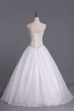 2024 Wedding Dresses A-Line Sweetheart See Through Tulle With Pearls Lace Up Floor Length