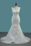 2024 Mermaid Wedding DressesV Neck Tulle With Applique Mermaid Court Train