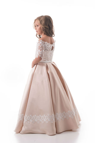 2024 Boat Neck Flower Girl Dresses A Line Mid-Length Sleeves Satin Floor Length